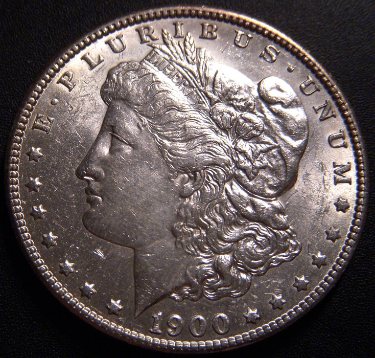 1900 Morgan Dollar - AU