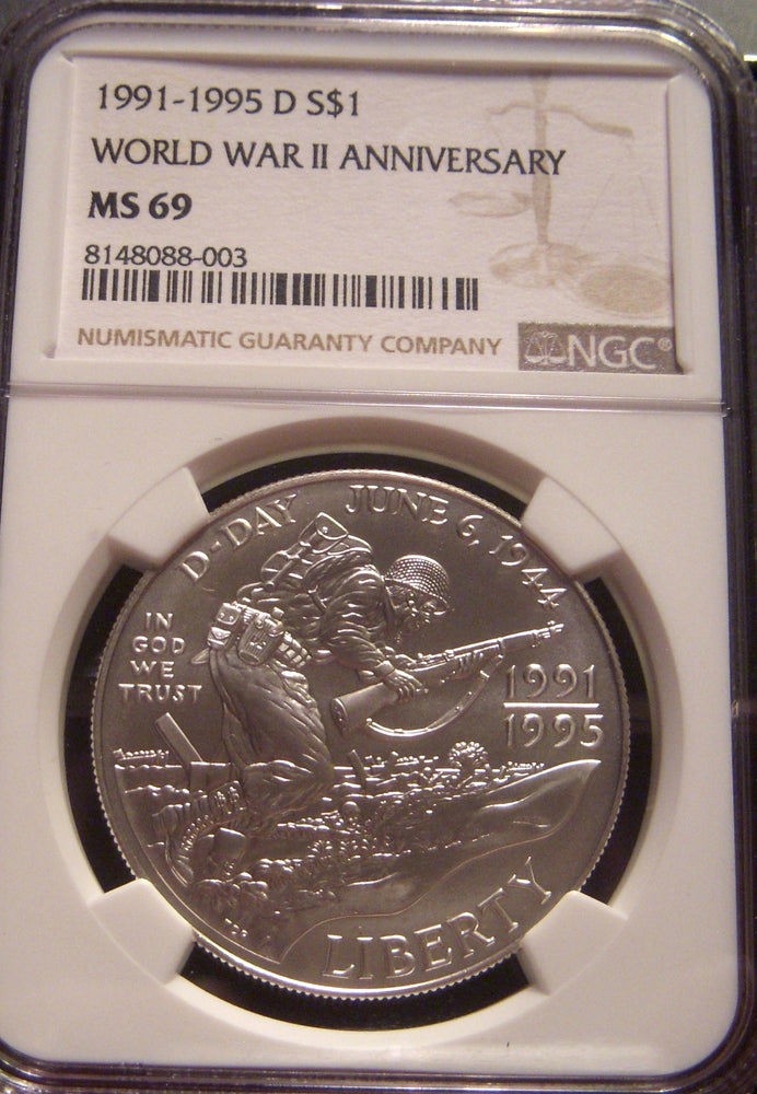 1991-1995 - D World War II Uncirculated Silver Dollar - NGC MS 69