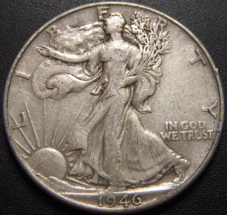1946 Walking Half Dollar - Very Fine