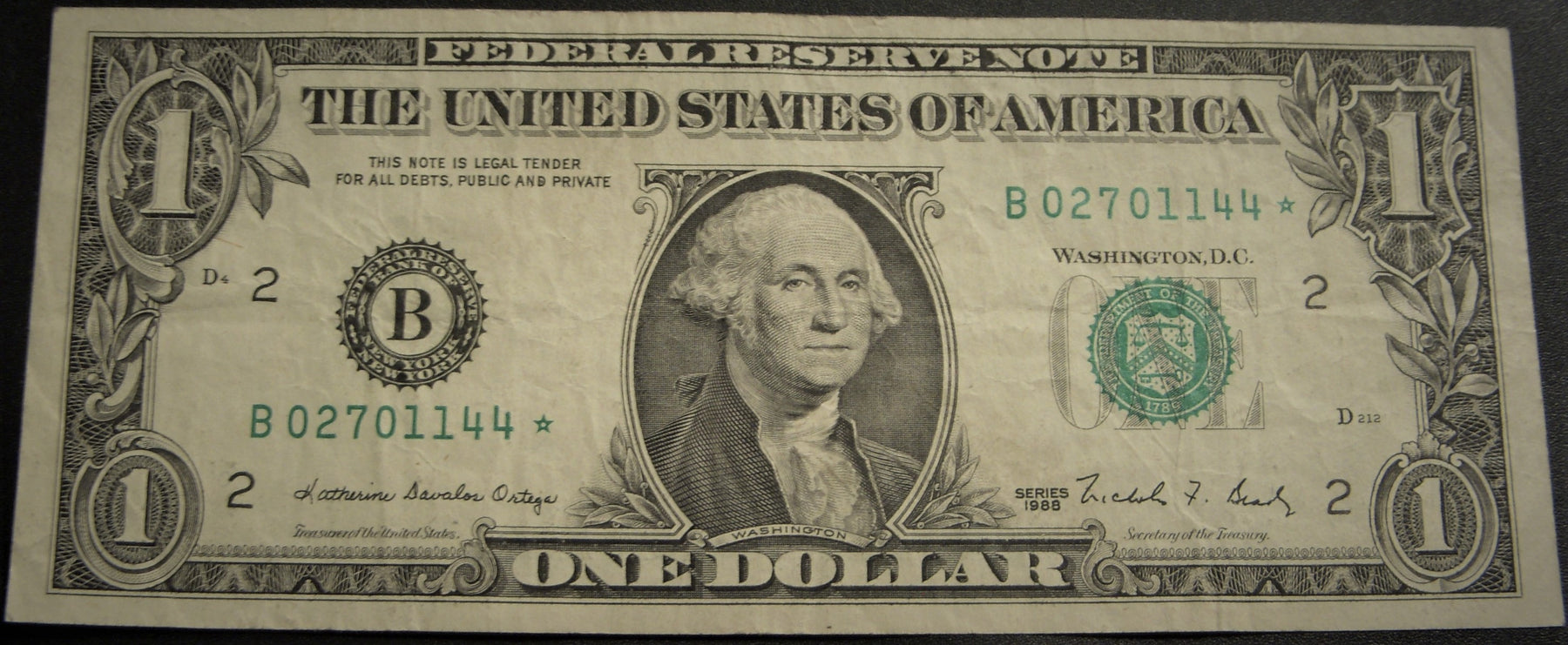 1988 (B) $1 Federal Reserve Note - Star Note FR#1914B*